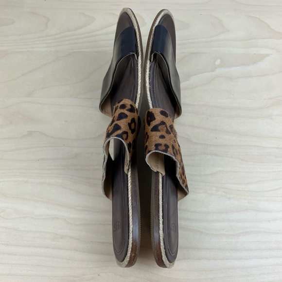 UGG Women’s Size 8.5 Amalia Slide Sandals Flats Leopard Animal Print Leather - Picture 4 of 10